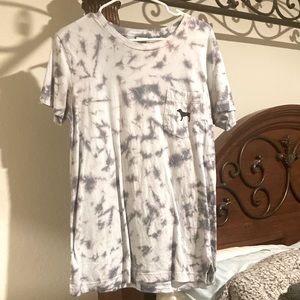 lavender tie dye “ Pink “ shirt , small small hole on tummy ( not noticeable)